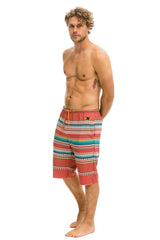 MEN'S TULUM SWEATSHORTS - RED
