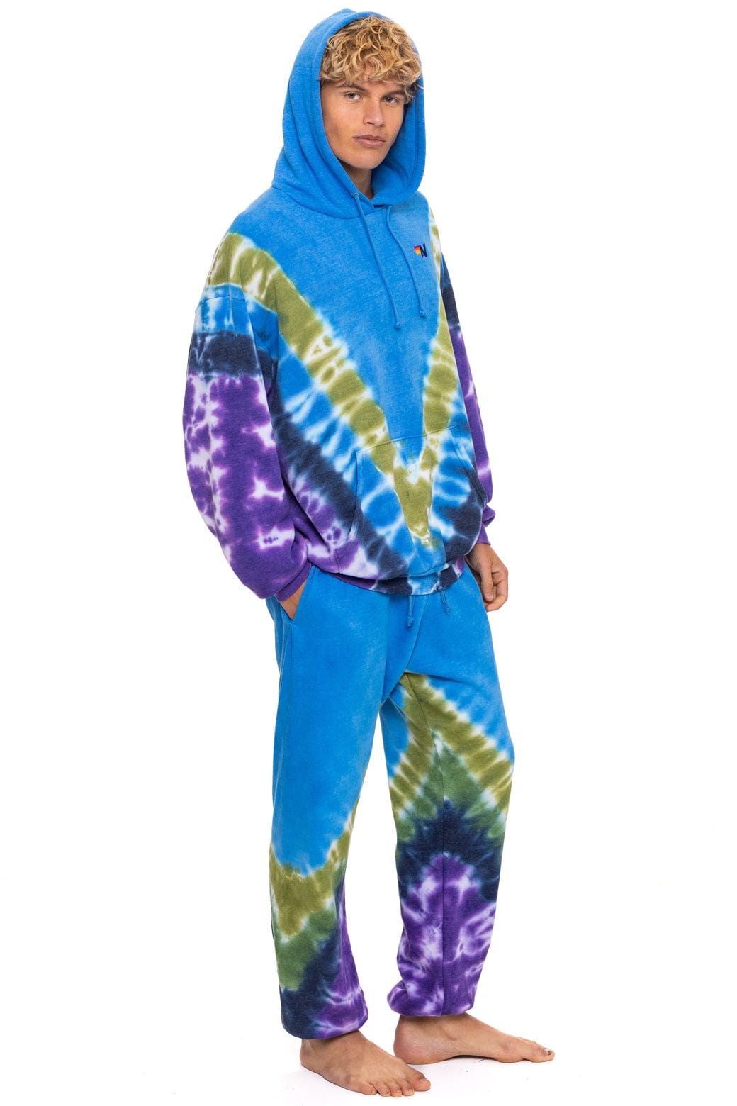 HAND DYED V RELAXED PULLOVER HOODIE - TIE DYE OCEAN // PURPLE