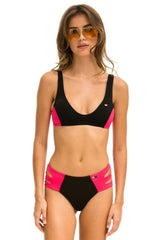 HI-WAISTED SIDE CUT OUT COLOR BLOCK CHEEKY BIKINI BOTTOMS - BLACK // RED