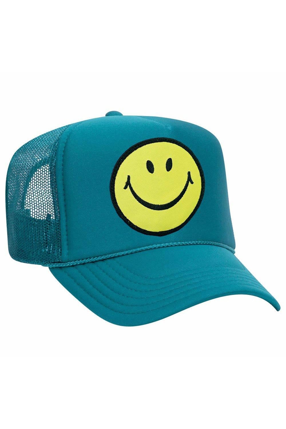 SMILEY VINTAGE TRUCKER HAT